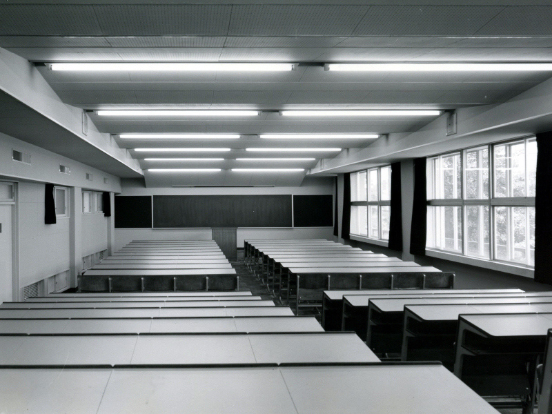 明治大学駿河台校舎　3号館