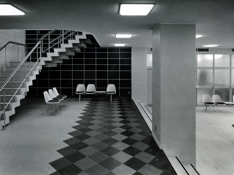 明治大学駿河台校舎　学生会館