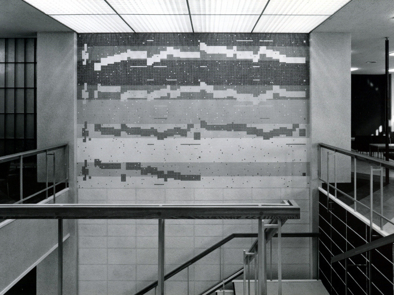 明治大学駿河台校舎　学生会館